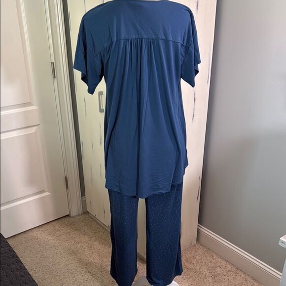 Soma Blue and Gold Polka Dot Pajama Cropped Pajama Set - Picture 5 of 6